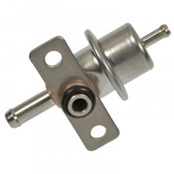 2000 Volvo S70 Fuel Injection Pressure Regulator Standard Motor Products PR409 image 1 of 3