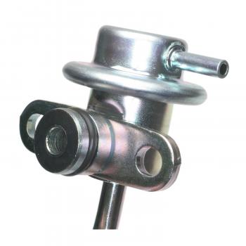 2006 Mitsubishi Lancer Fuel Injection Pressure Regulator Standard Motor Products PR433 image 1 of 3
