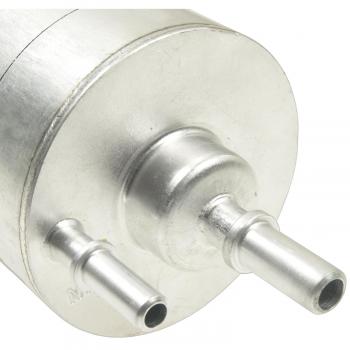 2006 Audi A8 Quattro Fuel Injection Pressure Regulator Standard Motor Products PR459 image 1 of 3