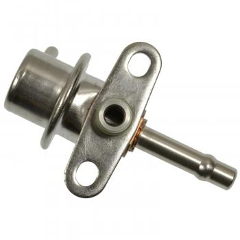 1999 Subaru Legacy Fuel Injection Pressure Regulator Standard Motor Products PR464 image 1 of 3