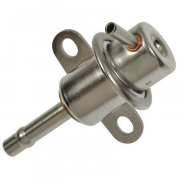 1999 Subaru Legacy Fuel Injection Pressure Regulator Standard Motor Products PR464 image 3 of 3