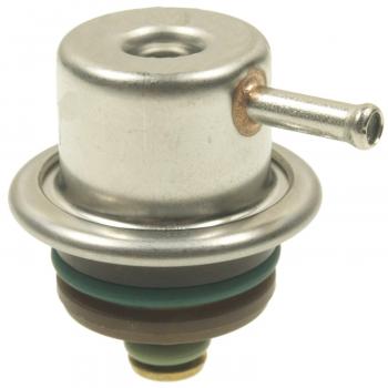 2011 Porsche 911 Fuel Injection Pressure Regulator Standard Motor Products PR470 image 2 of 3