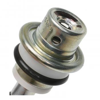 2013 Mazda 6 Fuel Injection Pressure Regulator Standard Motor Products PR492 image 1 of 3