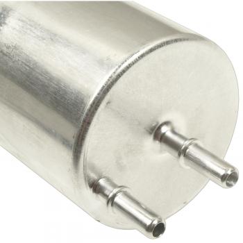 2003 Audi A4 Quattro Fuel Filter and Pressure Regulator Assembly Standard Motor Products PR497 image 1 of 3