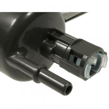 2001 Jeep Grand Cherokee Fuel Injection Pressure Regulator Standard Motor Products PR502 image 1 of 3