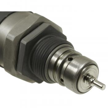 2013 Volkswagen Beetle Fuel Injection Pressure Regulator Standard Motor Products PR509 image 1 of 3