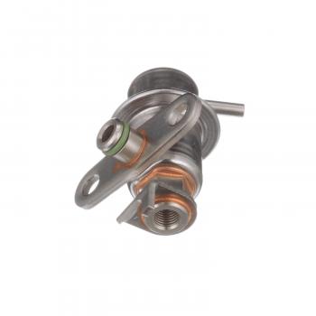 1994 Toyota MR2 Fuel Injection Pressure Regulator Standard Motor Products PR52 image 2 of 4