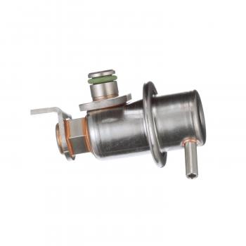 1994 Toyota MR2 Fuel Injection Pressure Regulator Standard Motor Products PR52 image 4 of 4
