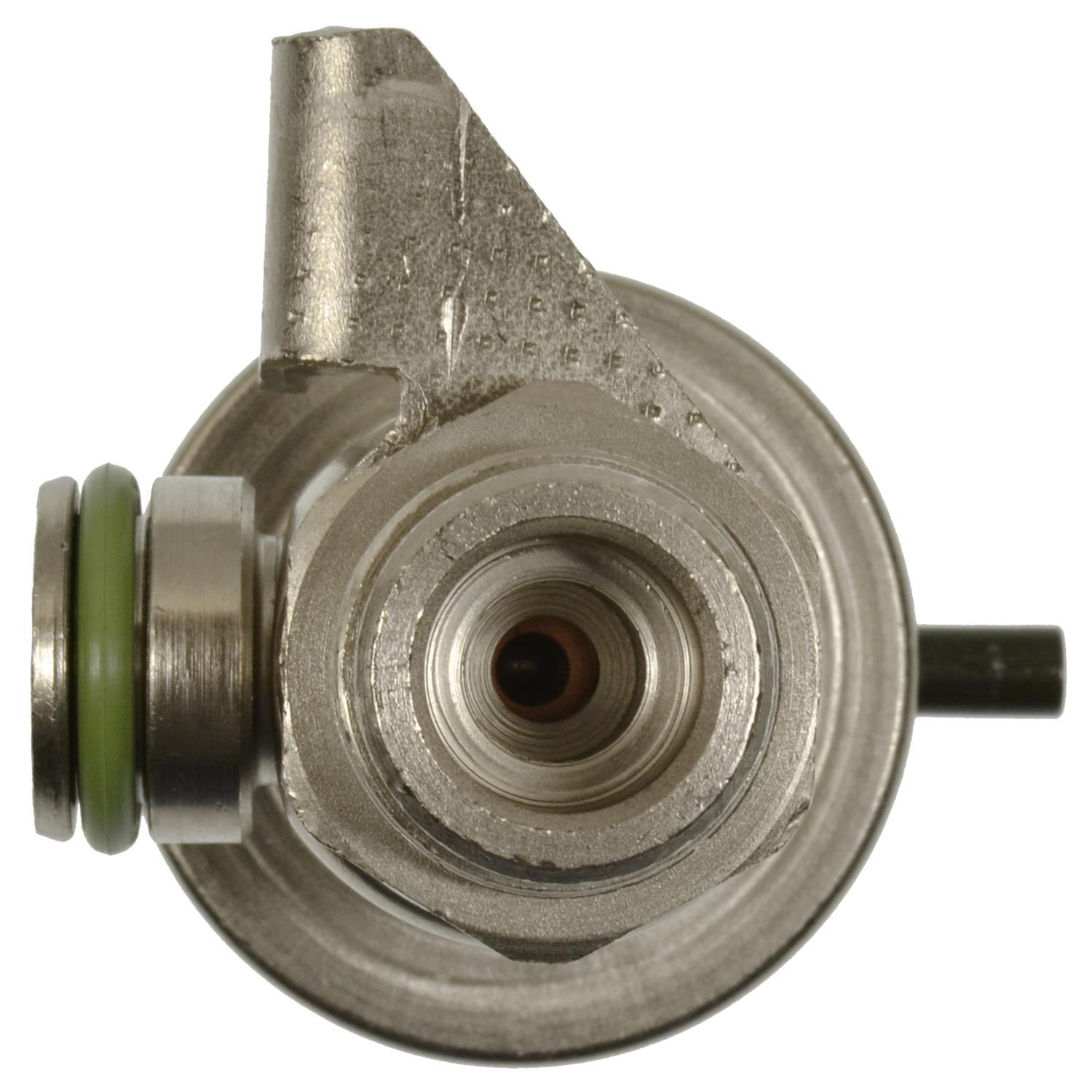 Standard Motor Products PR556 - Fuel Injection Pressure Regulator Standard Motor Products PR556 Fuel Injection Pressure Regulator product image 2 of 3