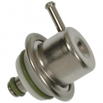 2005 Volkswagen Pointer Fuel Injection Pressure Regulator Standard Motor Products PR568 image 2 of 3