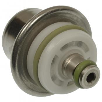 2003 Chevrolet Corsa Fuel Injection Pressure Regulator Standard Motor Products PR569 image 1 of 3