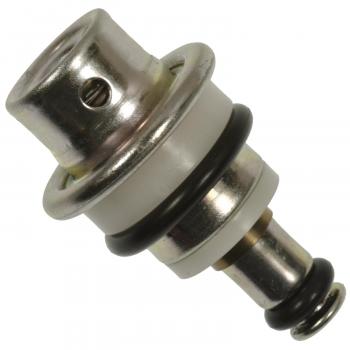 2015 Toyota Land Cruiser Fuel Injection Pressure Regulator Standard Motor Products PR580 image 2 of 3