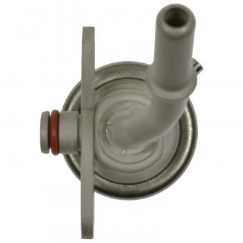 2009 Toyota Sequoia Fuel Injection Pressure Regulator Standard Motor Products PR593 image 2 of 3