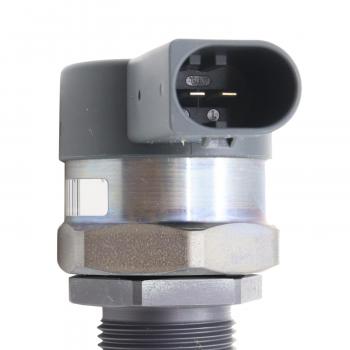 2014 Volkswagen Passat Fuel Injection Pressure Regulator Standard Motor Products PR611 image 3 of 3