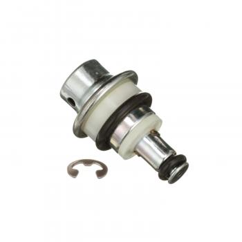 2015 Mazda CX-9 Fuel Injection Pressure Regulator Standard Motor Products PR624 image 2 of 4