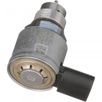 2015 Volkswagen Passat Fuel Injection Pressure Regulator Standard Motor Products PR626 image 1 of 4