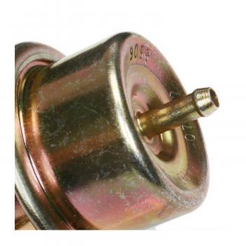 1990 Chrysler TC Maserati Fuel Injection Pressure Regulator Standard Motor Products PR7 image 1 of 3