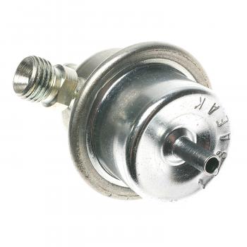 1981 BMW 633CSi Fuel Injection Pressure Regulator Standard Motor Products PR72 image 1 of 3