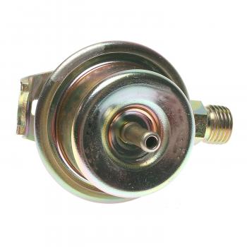 1988 Saab 9000 Fuel Injection Pressure Regulator Standard Motor Products PR76 image 1 of 3