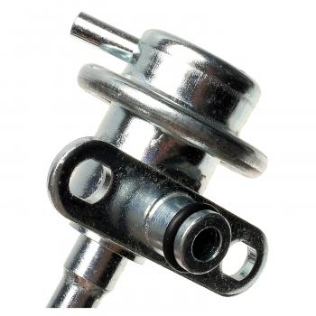 1993 Mazda MX-3 Fuel Injection Pressure Regulator Standard Motor Products PR78 image 1 of 3