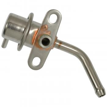 1993 Mazda Miata Fuel Injection Pressure Regulator Standard Motor Products PR79 image 1 of 3
