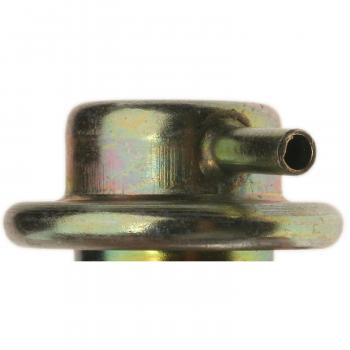1992 Geo Prizm Fuel Injection Pressure Regulator Standard Motor Products PR83 image 1 of 3