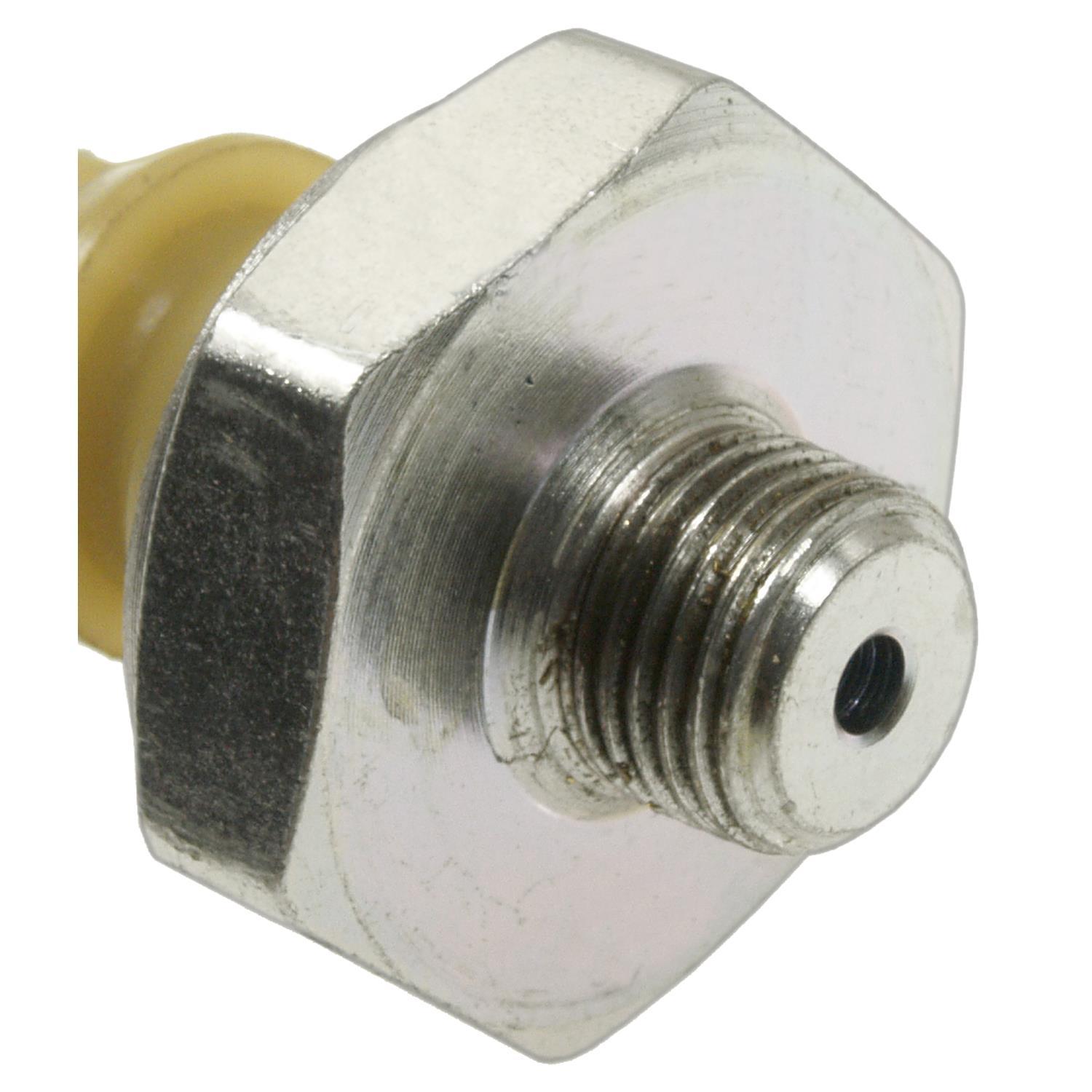 Standard Motor Products PS121 - Engine Oil Pressure Switch Standard Motor Products PS121 Engine Oil Pressure Switch product image 1 of 3