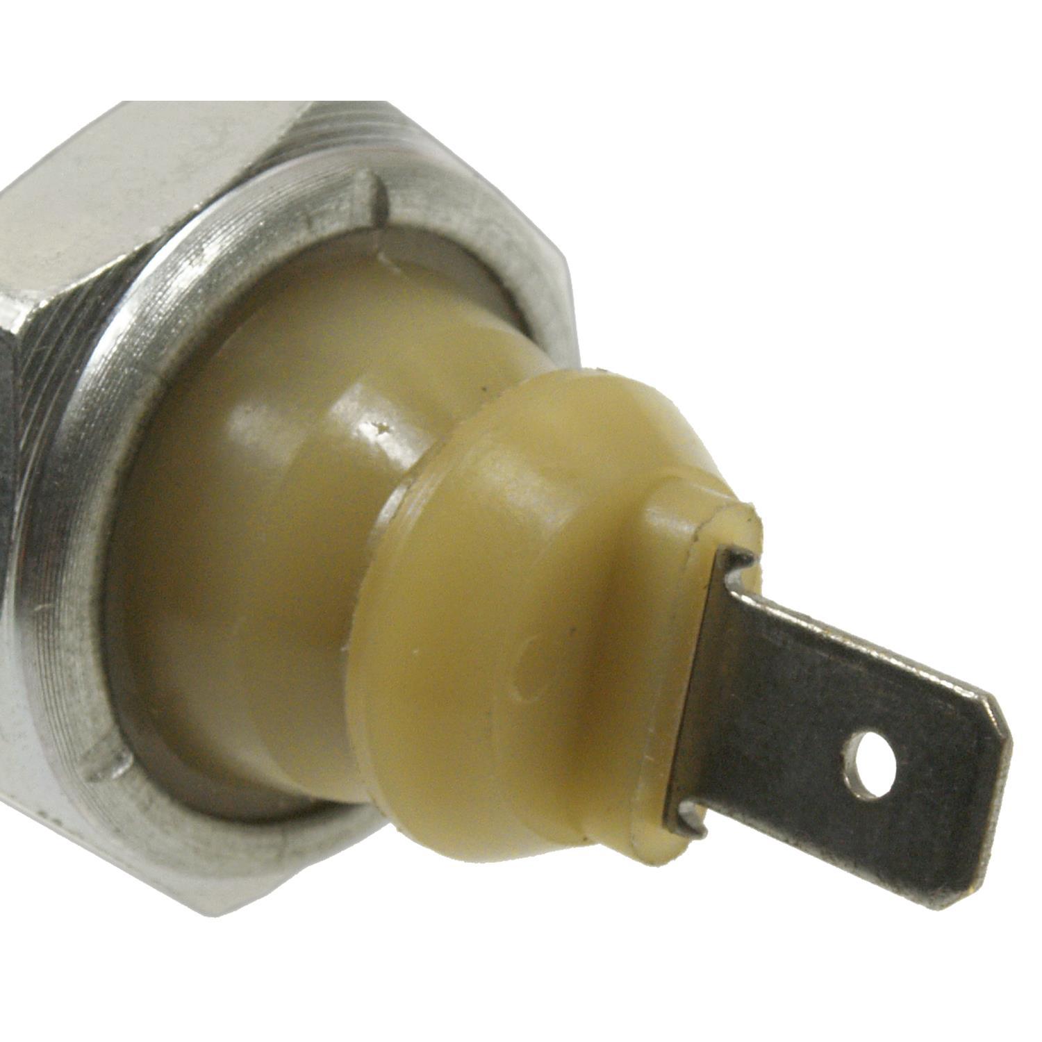 Standard Motor Products PS121 - Engine Oil Pressure Switch Standard Motor Products PS121 Engine Oil Pressure Switch product image 3 of 3