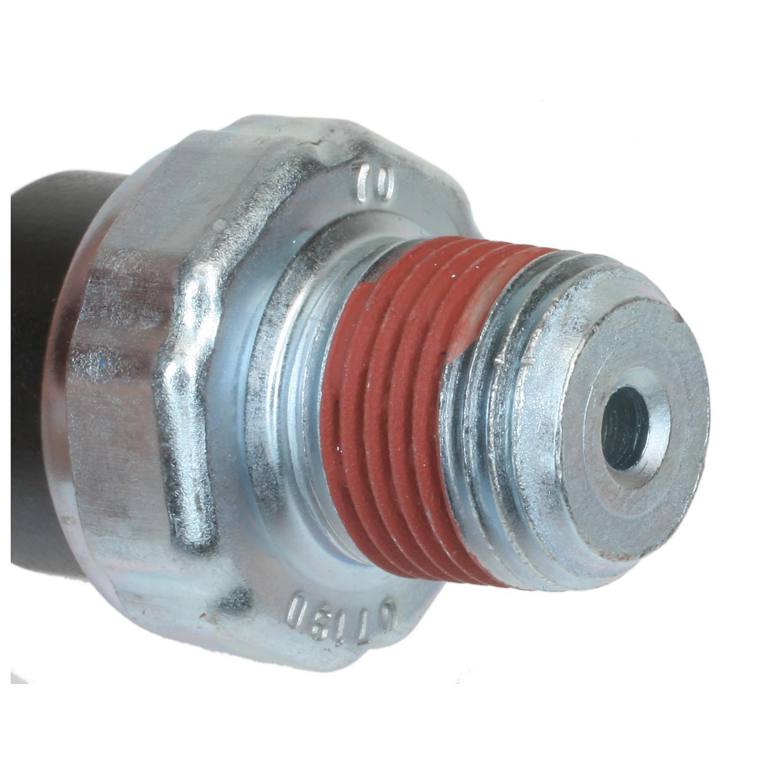 Standard Motor Products PS139 Engine Oil Pressure Switch product image 1 of 3