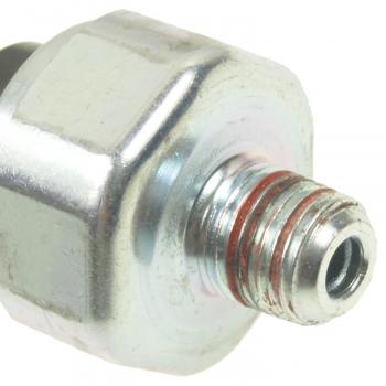 1999 Isuzu Rodeo Engine Oil Pressure Switch Standard Motor Products PS171 image 1 of 3