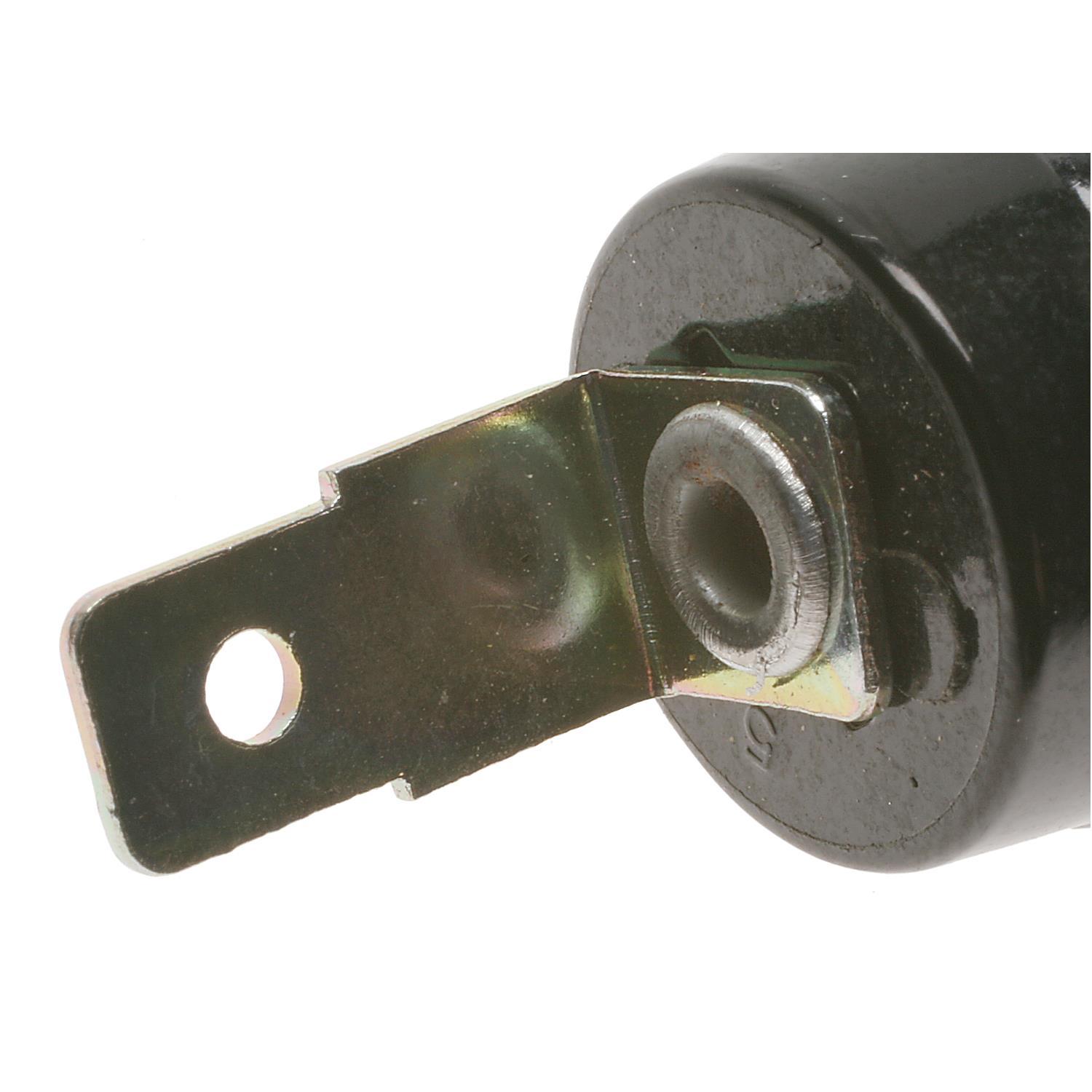 Standard Motor Products PS183 Engine Oil Pressure Switch product image 3 of 3