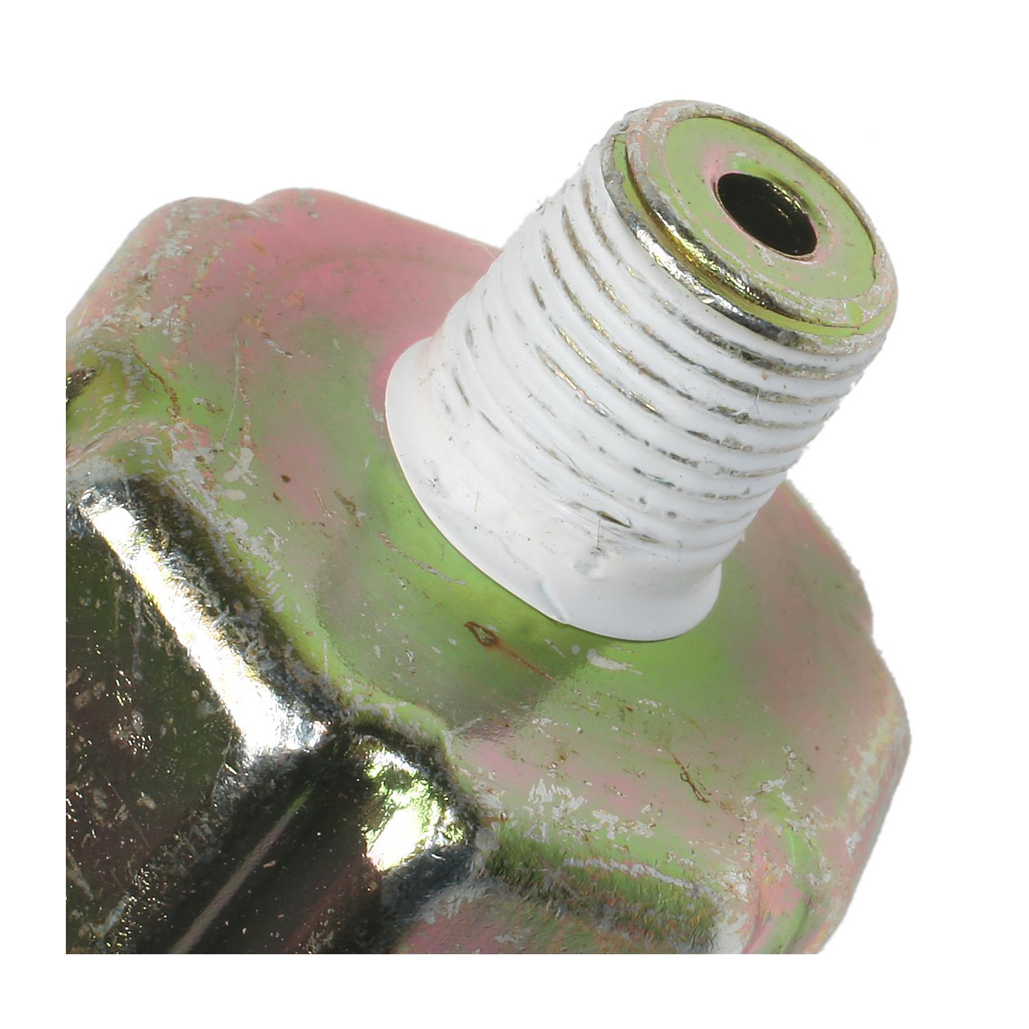 Standard Motor Products PS253 - Engine Oil Pressure Switch Standard Motor Products PS253 Engine Oil Pressure Switch product image 1 of 3