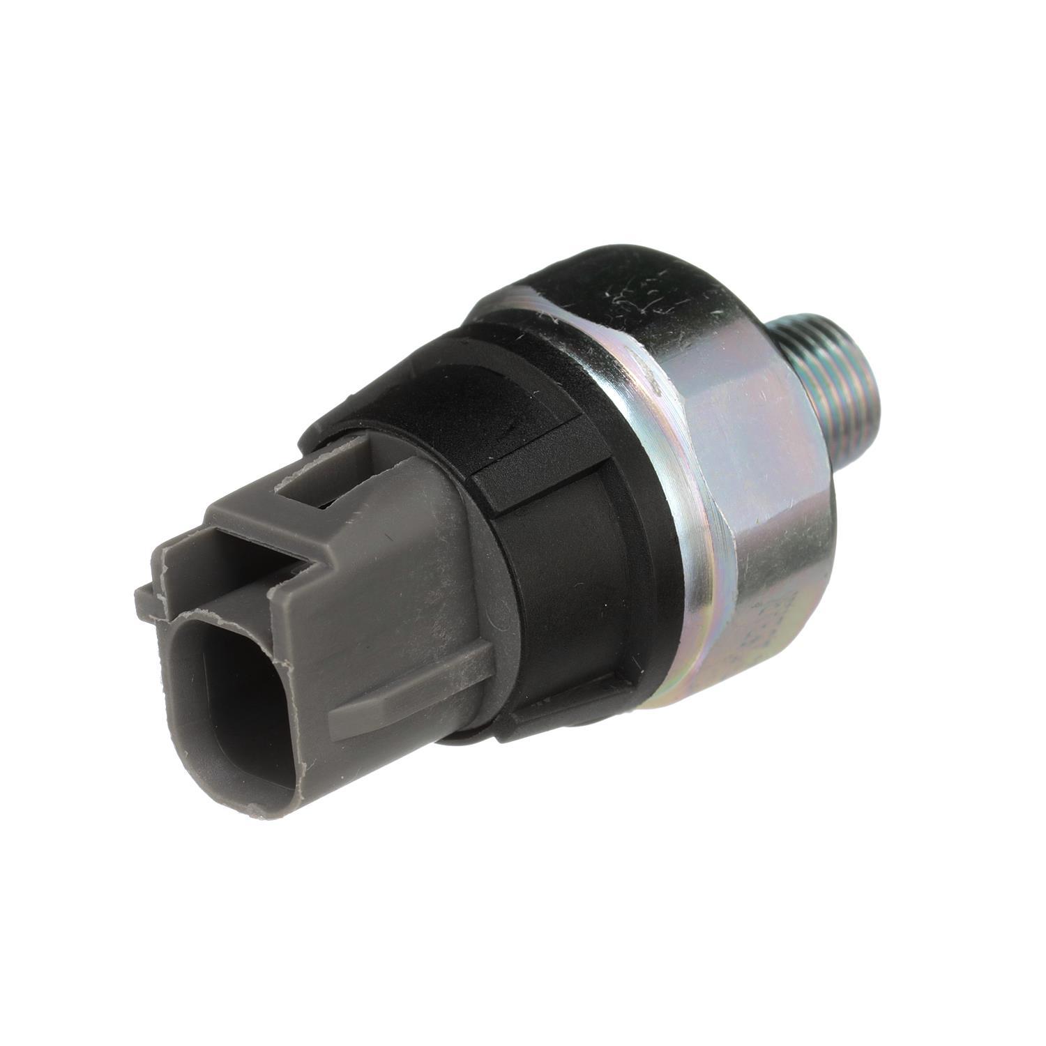 Standard Motor Products PS469 Engine Oil Pressure Switch product image 1 of 4