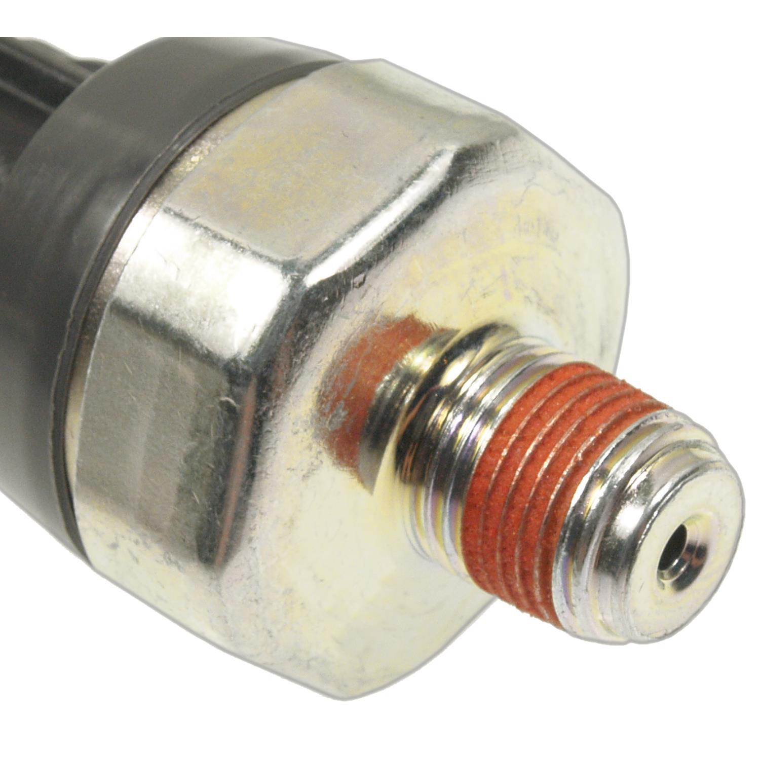 Standard Motor Products PS487 - Engine Oil Pressure Switch Standard Motor Products PS487 Engine Oil Pressure Switch product image 1 of 3