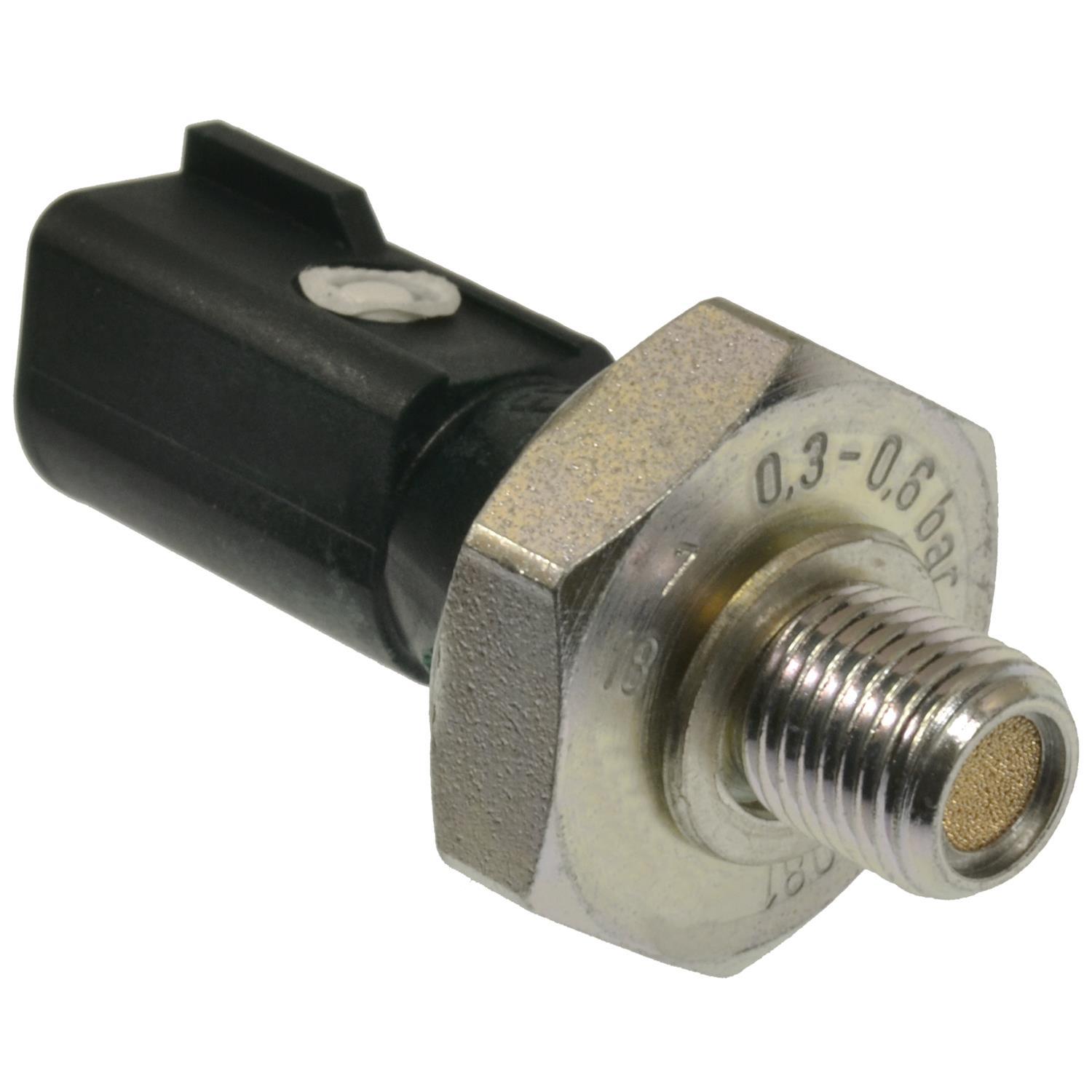 Standard Motor Products PS733 - Engine Oil Pressure Switch Standard Motor Products PS733 Engine Oil Pressure Switch product image 1 of 3