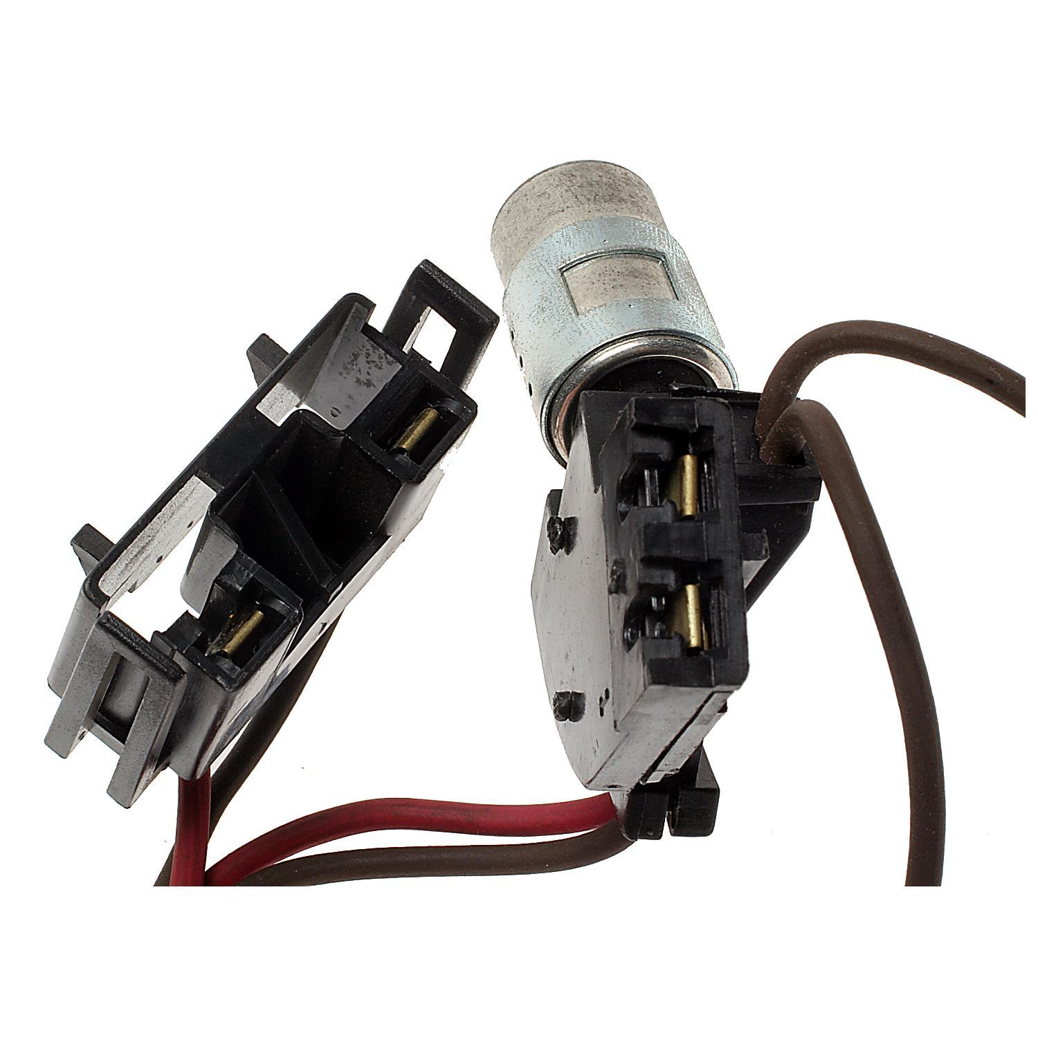 Standard Motor Products RC6 - Radio Capacitor Standard Motor Products RC6 Alternator Capacitor product image 3 of 3
