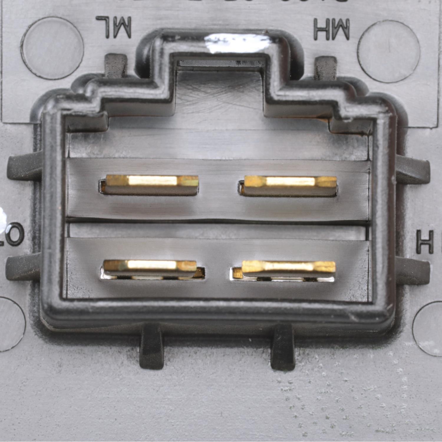 Standard Motor Products RU644 HVAC Blower Motor Resistor product image 6 of 9