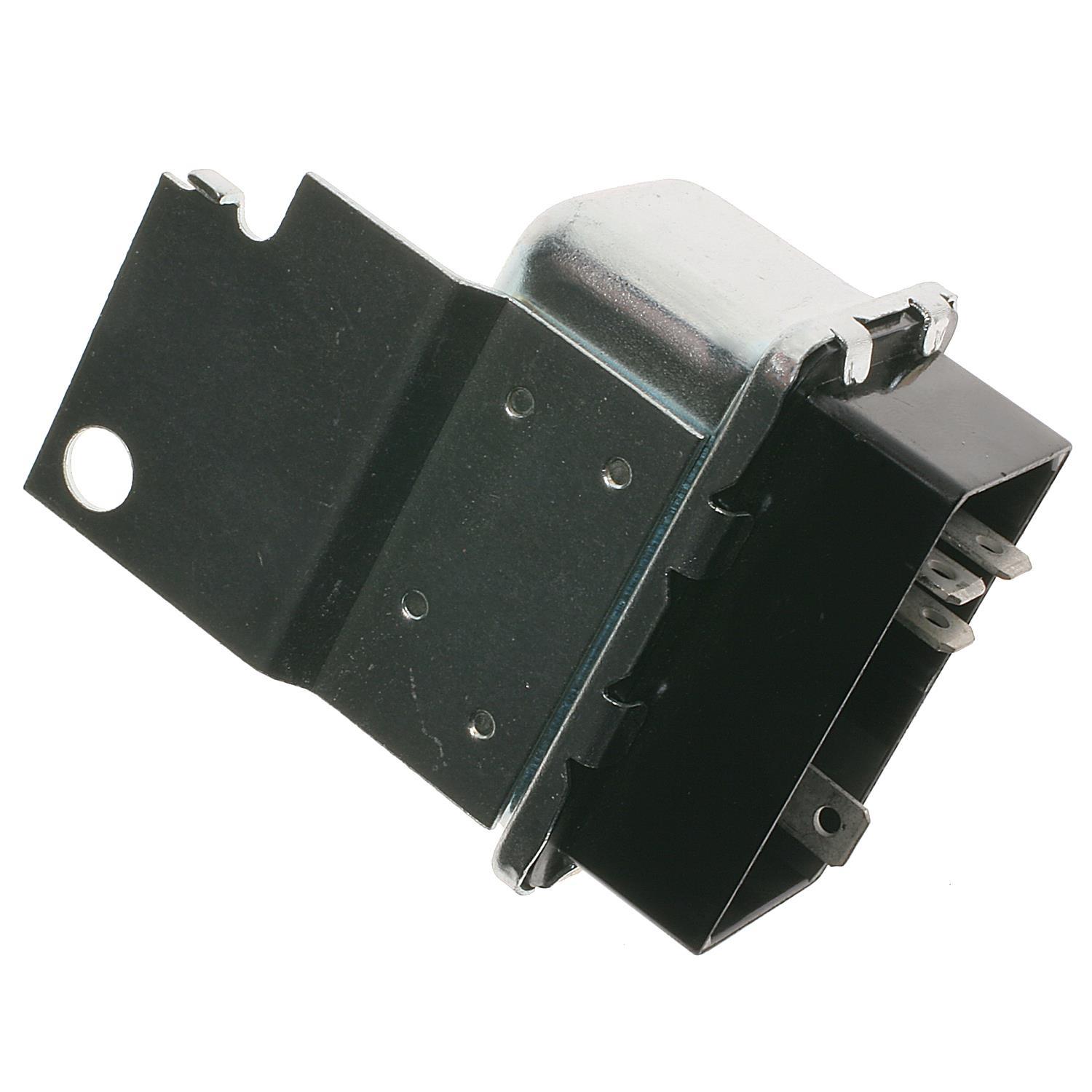 Standard Motor Products RY106 - Engine Cooling Fan Motor Relay Standard Motor Products RY106 Auxiliary Engine Cooling Fan Relay product image 3 of 3