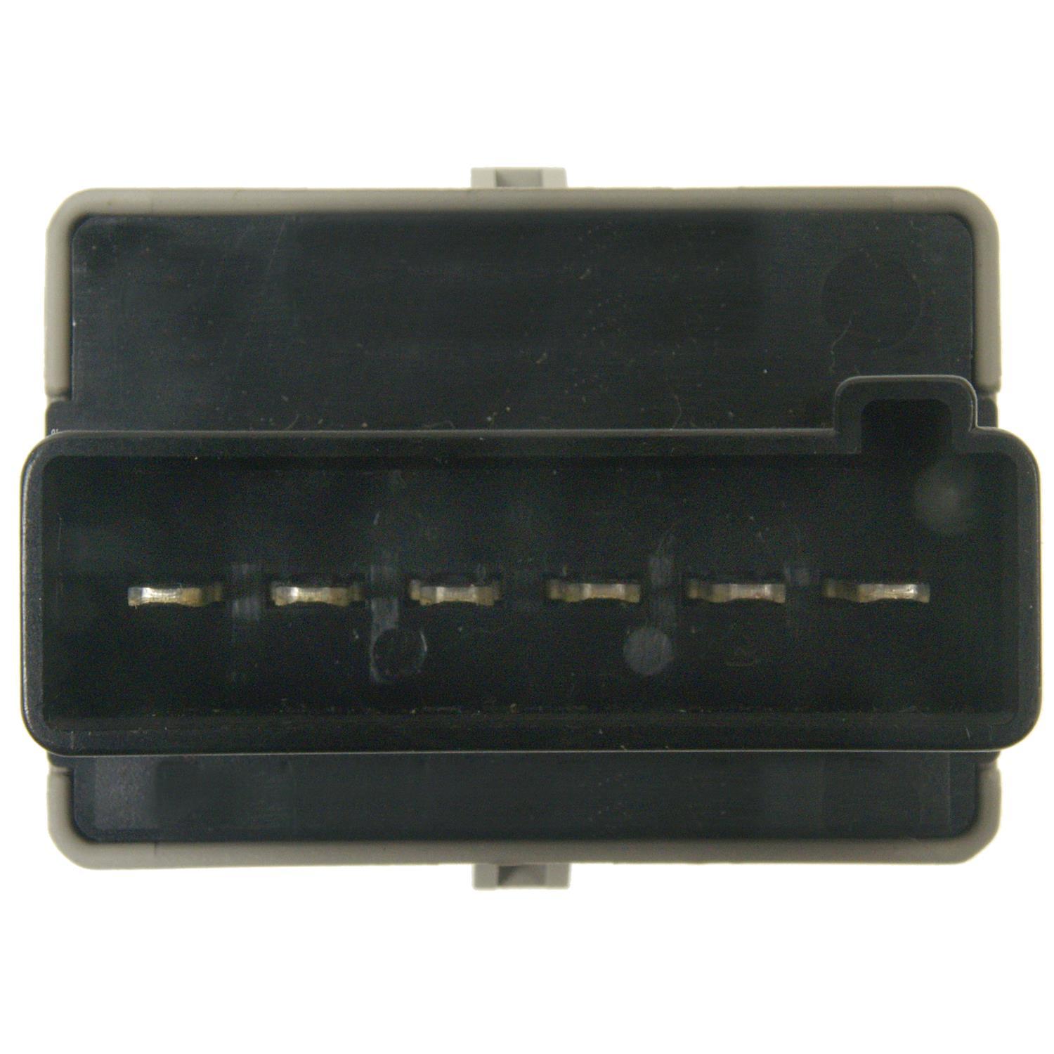 Standard Motor Products RY1222 - Turn Signal Flasher Standard Motor Products RY1222 A/C Compressor Control Relay product image 1 of 3
