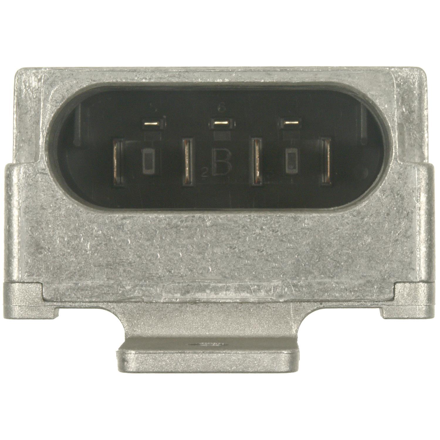 Standard Motor Products RY1519 - Engine Cooling Fan Module Standard Motor Products RY1519 Engine Cooling Fan Module product image 1 of 3