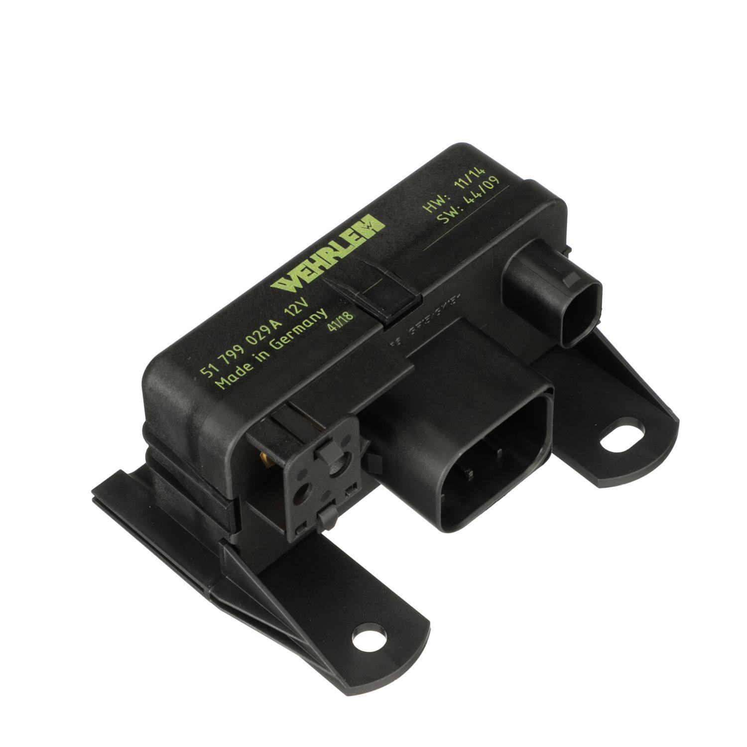 Standard Motor Products RY1528 - Diesel Glow Plug Relay Standard Motor Products RY1528 Diesel Glow Plug Relay product image 1 of 10