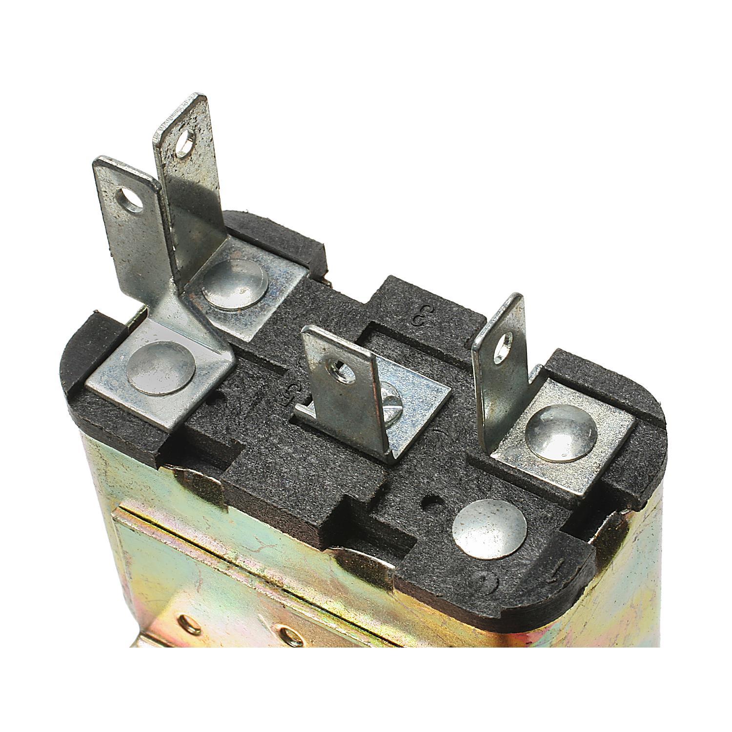Standard Motor Products RY1531 - HVAC Selector Switch Relay Standard Motor Products RY1531 HVAC Blower Relay product image 2 of 3