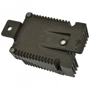 2006 Chrysler Crossfire Engine Cooling Fan Module Standard Motor Products RY1830 image 1 of 3