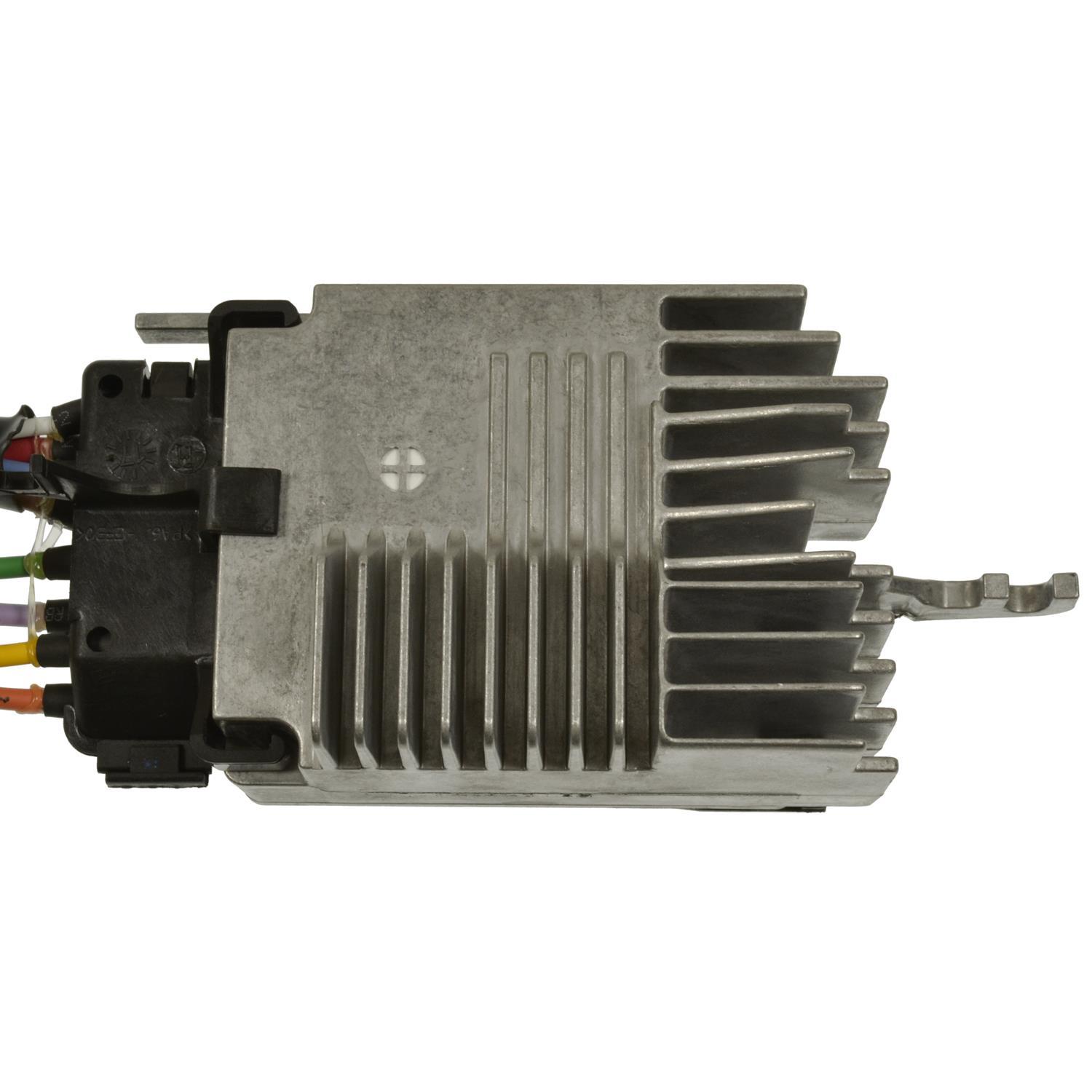 Standard Motor Products RY1940 - Engine Cooling Fan Module Standard Motor Products RY1940 Engine Cooling Fan Module product image 3 of 3