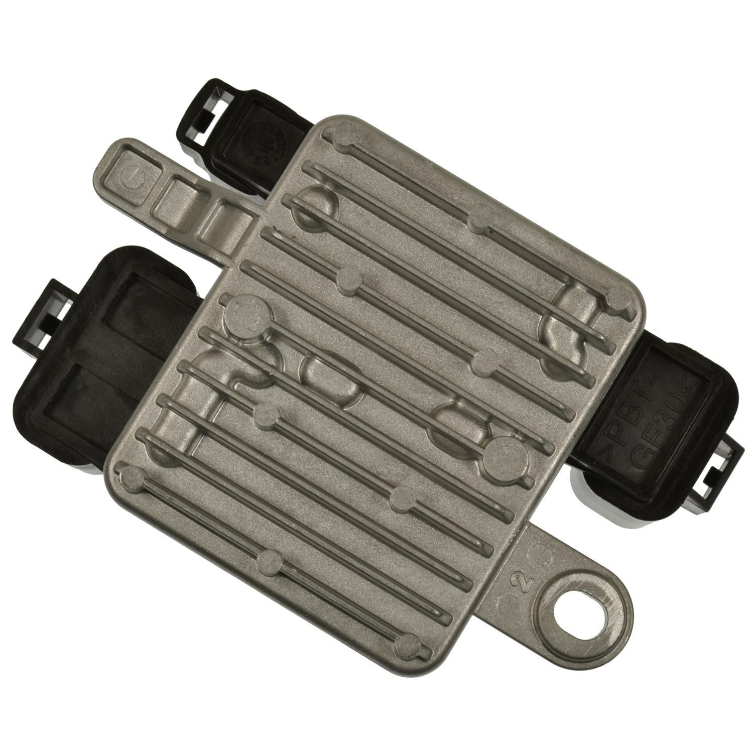 Standard Motor Products RY1942 - Engine Cooling Fan Module Standard Motor Products RY1942 Engine Cooling Fan Module product image 1 of 4