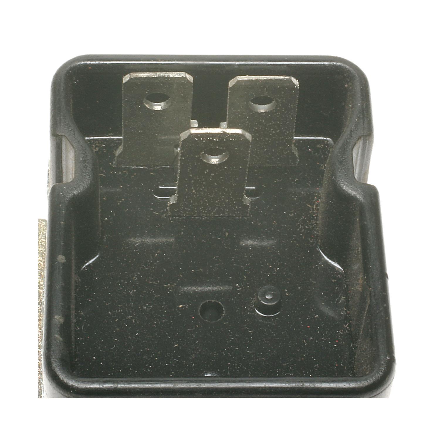 Standard Motor Products RY21 - A/C Compressor Control Relay Standard Motor Products RY21 A/C Compressor Clutch Relay product image 2 of 3
