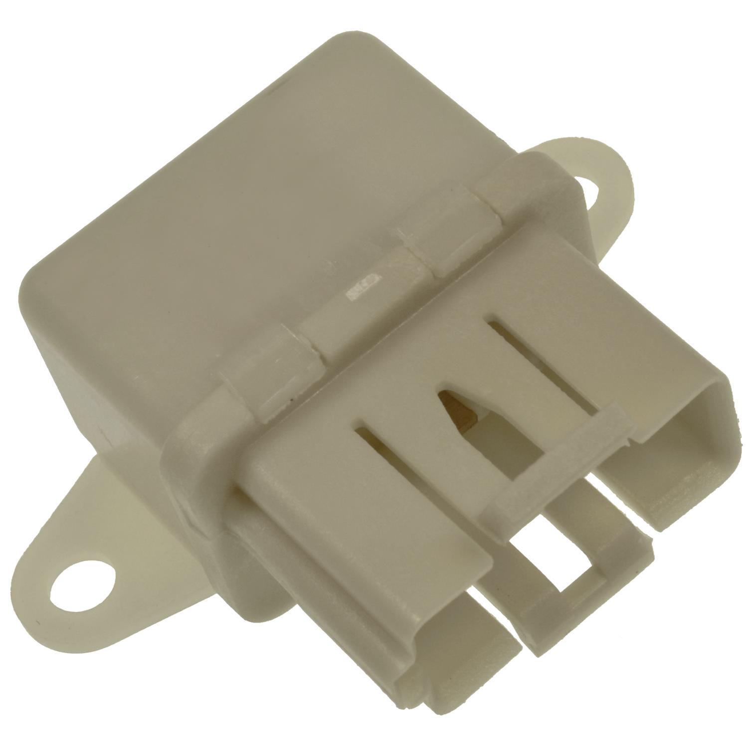 Standard Motor Products RY43 - A/C Compressor Control Relay Standard Motor Products RY43 A/C Compressor Clutch Relay product image 2 of 3
