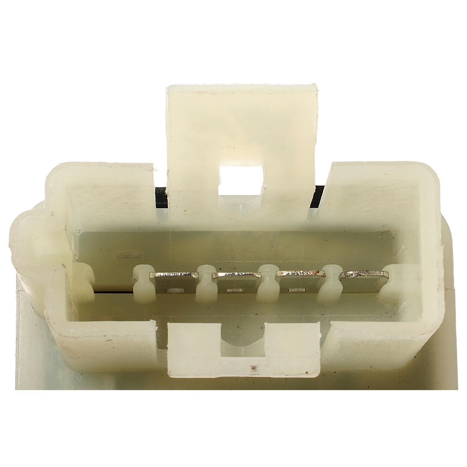 Standard Motor Products RY83 - Fuel Pump Relay Standard Motor Products RY83 Audio Amplifier Relay product image 2 of 3