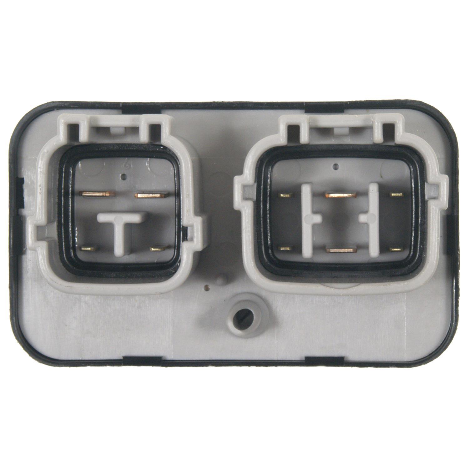 Standard Motor Products RY846 - A/C Compressor Control Relay Standard Motor Products RY846 A/C Compressor Control Relay product image 2 of 3
