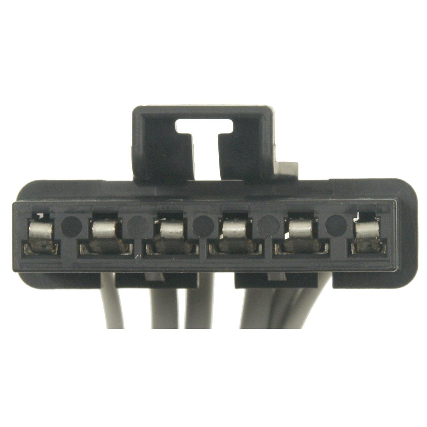 Standard Motor Products S1107 - Suspension Ride Height Sensor Connector Standard Motor Products S1107 Accessory Power Relay Connector product image 1 of 3